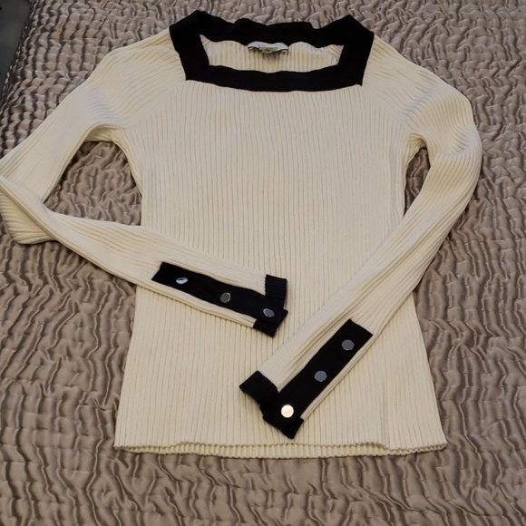 LOFT Sweaters - Ann Taylor Loft sweater LOFT Sweaters - Ann Taylor Loft sweater